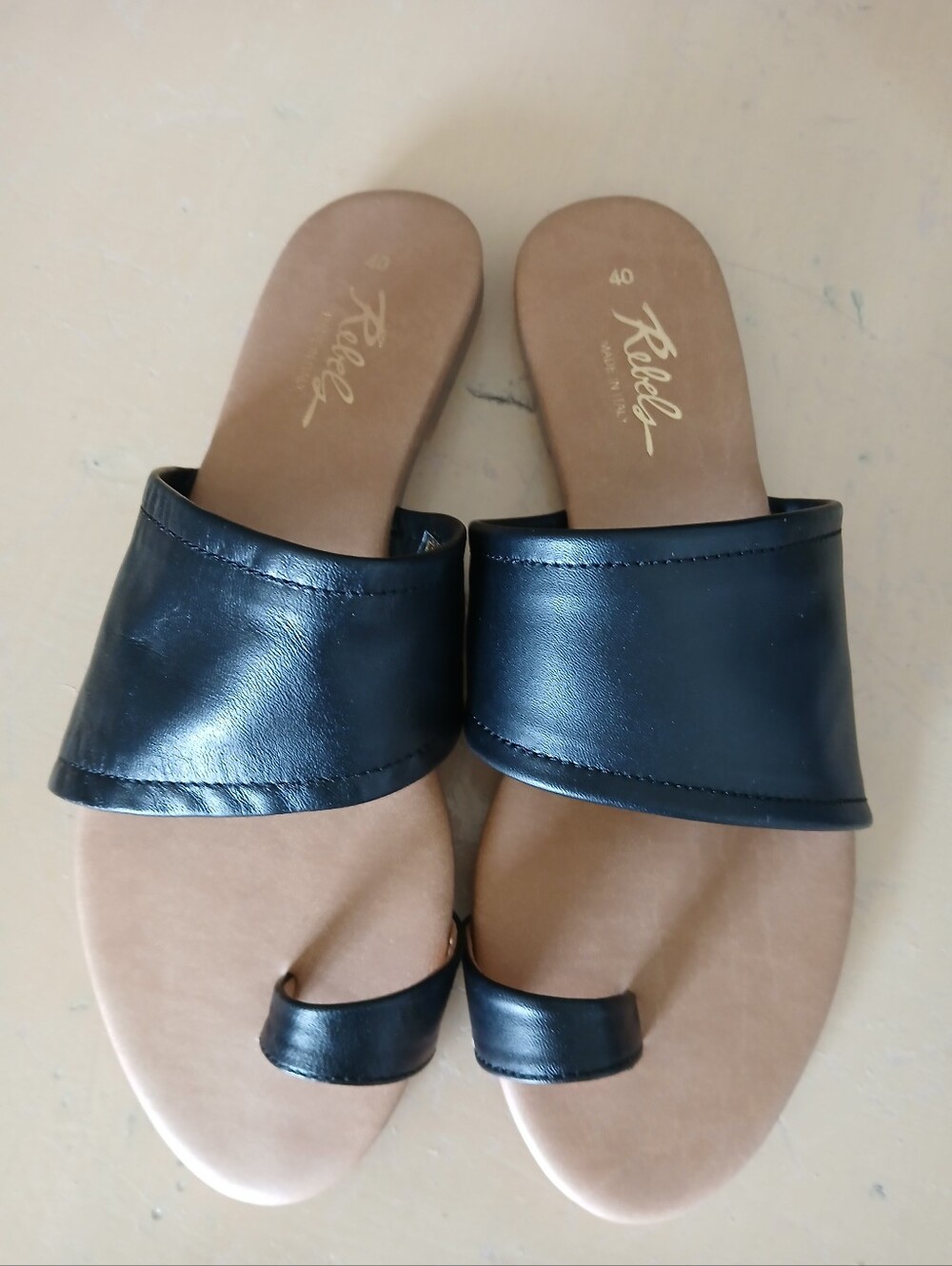 NWT Rebels Leather Sandals Size 40 ((8.5 To 9) Fit My Size